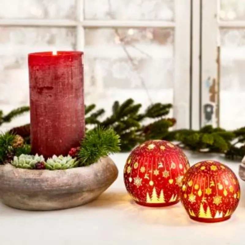 Rote Glaskugel X-Mas LED mit Timer – 2 Größen
