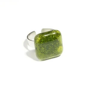 Ring mit Glasstein Green Stone Fusing