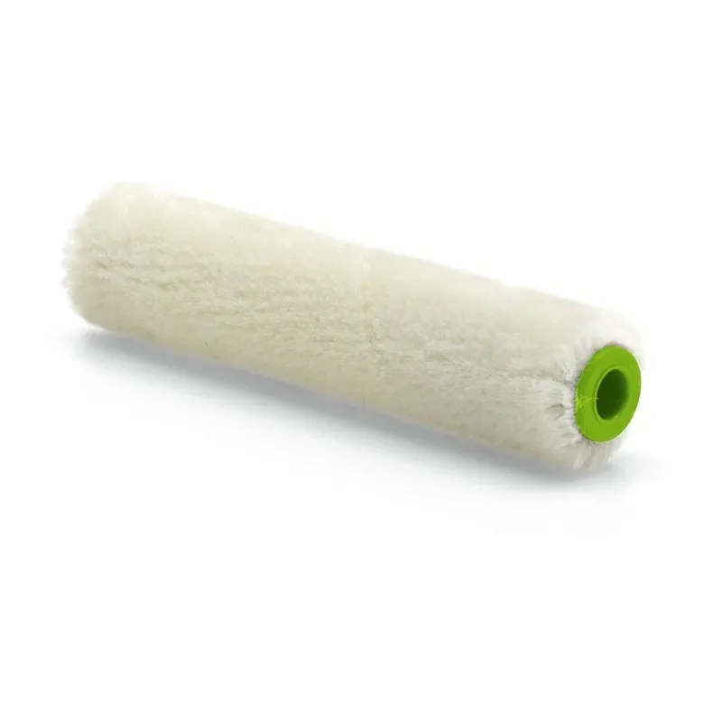 Die Nölle Profi Brush Velours Lackierwalze 10 cm, Ø 17 mm, 4 mm Florhöhe von Nölle Profi Brush Bürsten- & Pinseltechnik e.K. ist ein weißer Lackierwalzenbezug mit flauschiger Textur und grünem Kern, ideal für glatte Oberflächen.
