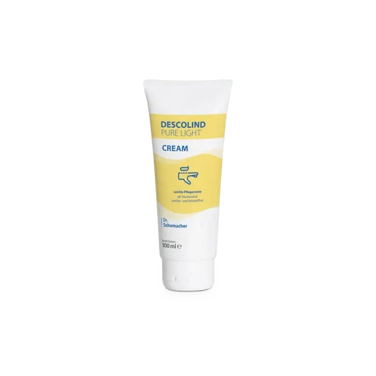 Eine weiße 100-ml-Tube der Dr. Schumacher Descolind Pure Light Cream Pflegecreme für empfindliche Haut mit gelben und blauen Akzenten und dem Schriftzug der Dr. Schumacher GmbH steht aufrecht auf einem schlichten weißen Hintergrund. Ideal für medizinisches Fachpersonal.