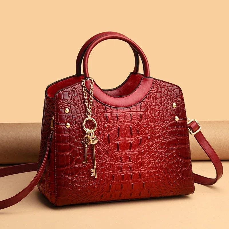 Crocodile Leather Vintage Shoulder Bag - Image 0