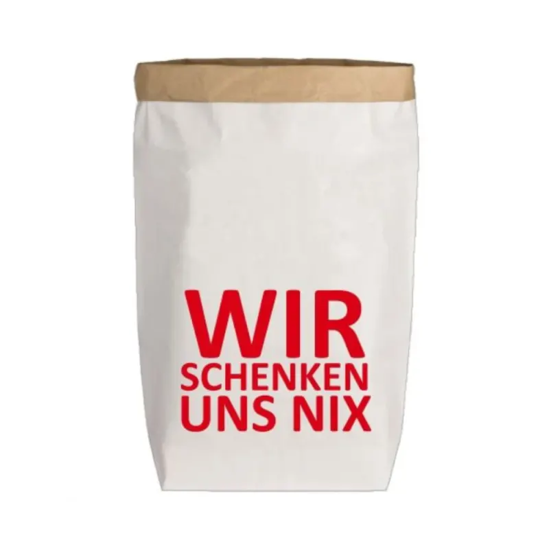 Eine Papiertüte mit Lustigem Slogen ''Wir schenken uns nix'' von 17;30
