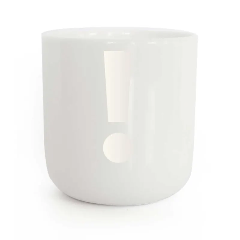 ! | weisser Kaffee- & Tee-BECHER mit perl-weisser Typo | Letters & Glyphs Serie | PLTY