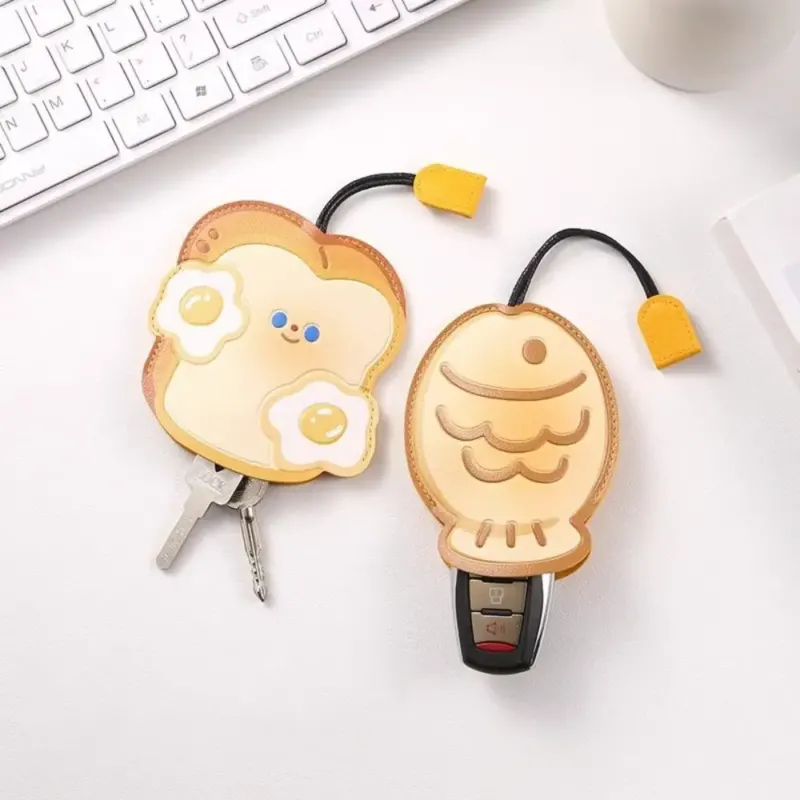 Cartoon Leather Universal Pull-Out Key Case - Image 0