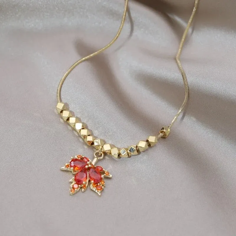 Maple Leaf Charm Elegant Necklace - Image 0
