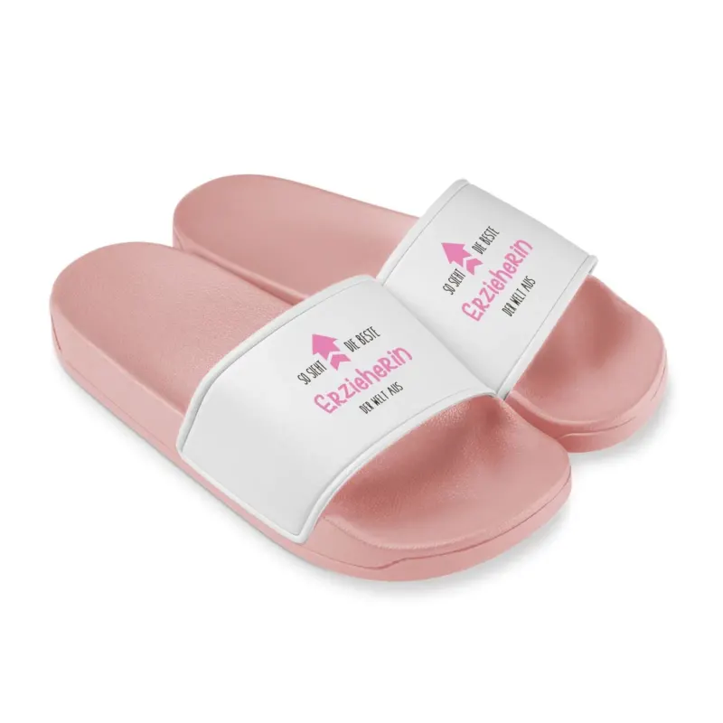 Bild: Badeschuhe - So sieht die beste Erzieherin der Welt aus.