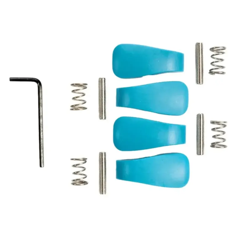 Set von vier leuchtend blauen plastikgriffstücken mit metallschrauben und federn für moerman takumi deluxe ersatzteile
