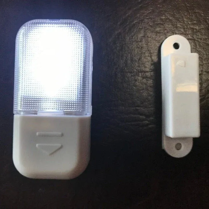 Magnetic Automatic Mini Door LED Lamp - Image 0