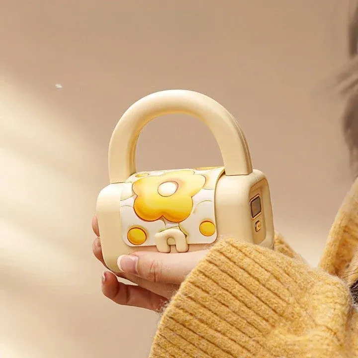 Handbag Digital Display Hand Warmer Power Bank - Image 0